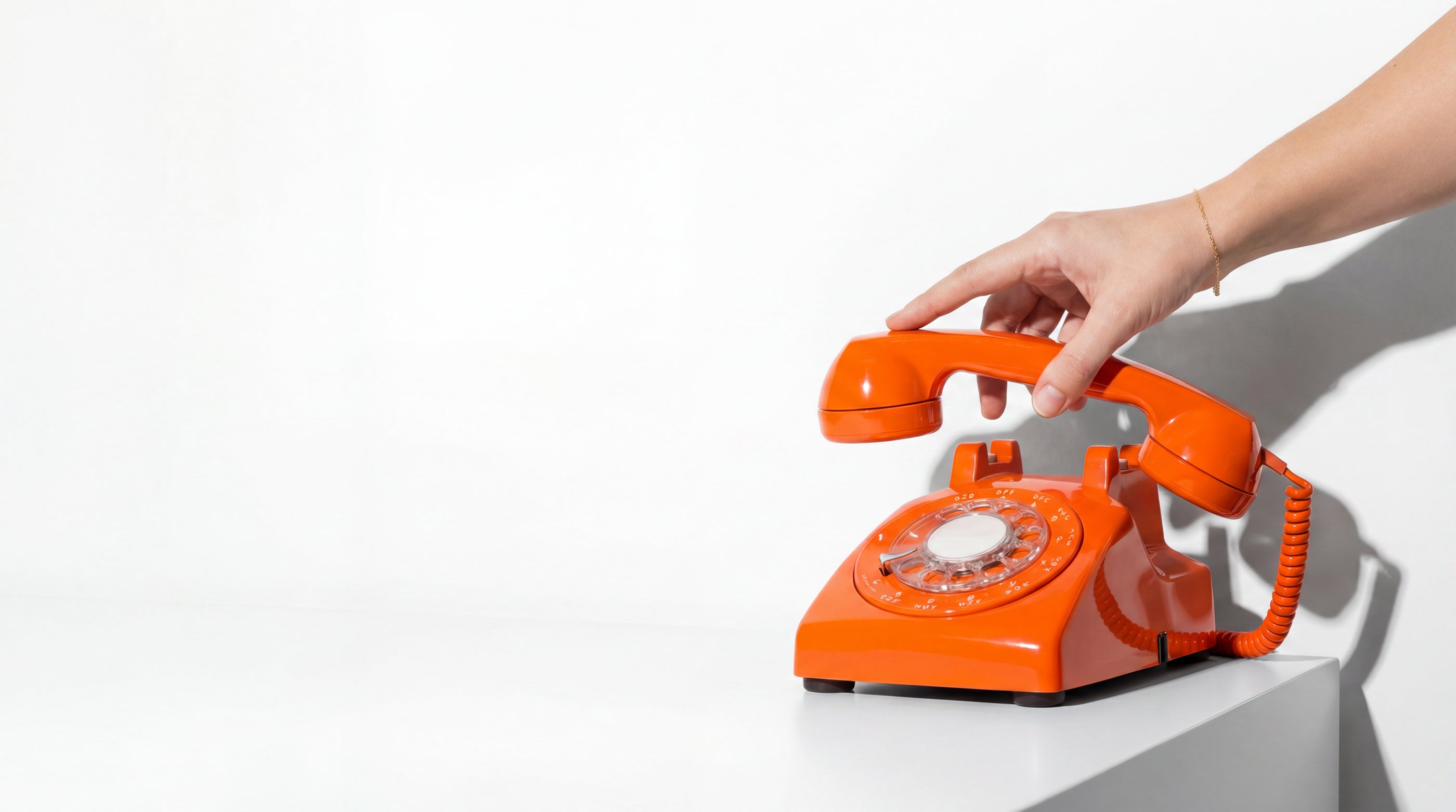 newsletter-webiste-telefon.jpg
